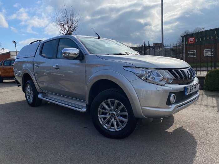 Mitsubishi L200 2.4 Double Cab DI-D 178 Barbarian 4WD Pick Up Diesel Silver