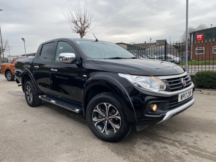 Fiat Fullback 2.4 180hp LX Double Cab Pick Up Pick Up Diesel Black