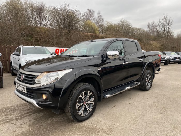 Fiat Fullback 2.4 180hp LX Double Cab Pick Up Pick Up Diesel Black