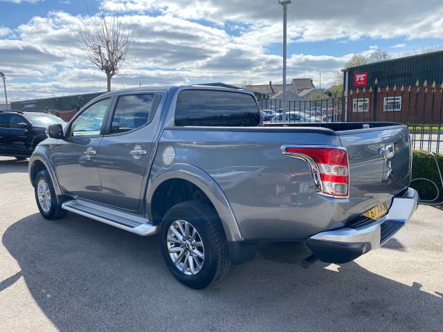 2017 Mitsubishi L200 2.4 Double Cab DI-D 178 Barbarian 4WD