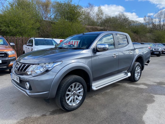 Mitsubishi L200 2.4 Double Cab DI-D 178 Barbarian 4WD Pick Up Diesel Grey
