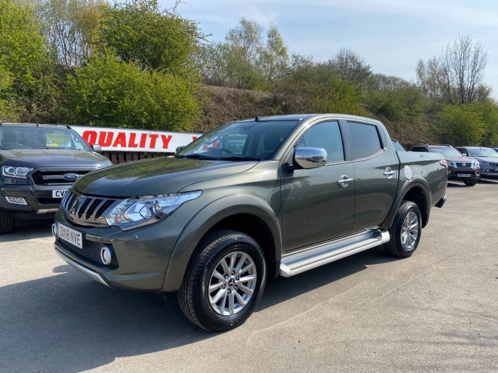 Mitsubishi L200 2.4 Double Cab DI-D 178 Barbarian 4WD Auto Pick Up Diesel Green