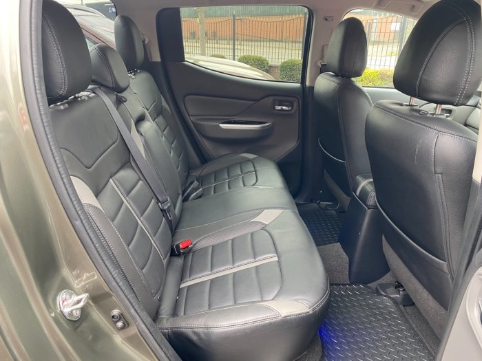 Mitsubishi L200 2.4 Double Cab DI-D 178 Barbarian 4WD Auto Pick Up Diesel Green