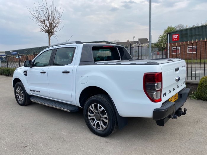 Ford Ranger Pick Up Double Cab Wildtrak 3.2 TDCi 200 Auto Pick Up Diesel White