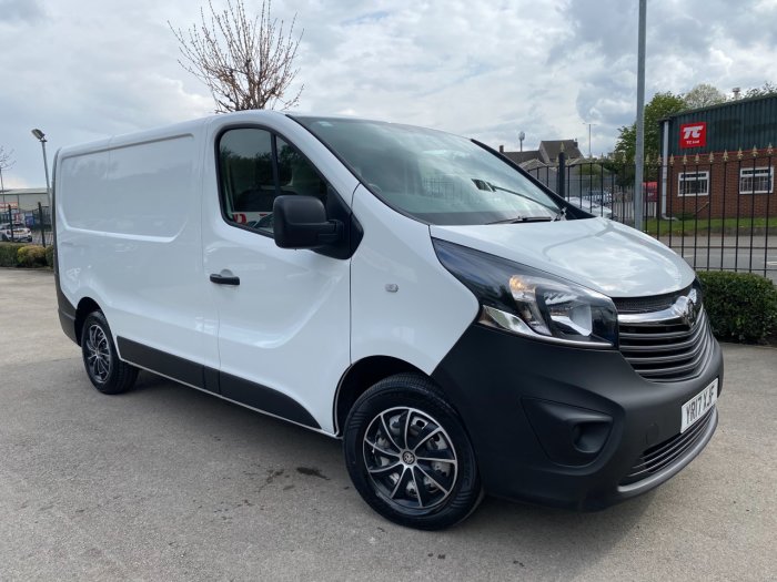 Vauxhall Vivaro 2700 1.6CDTI 95PS H1 Van Panel Van Diesel White
