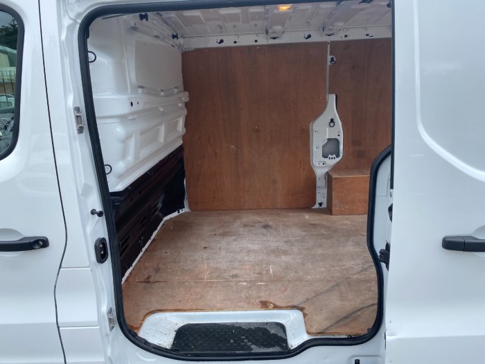 Vauxhall Vivaro 2700 1.6CDTI 95PS H1 Van Panel Van Diesel White