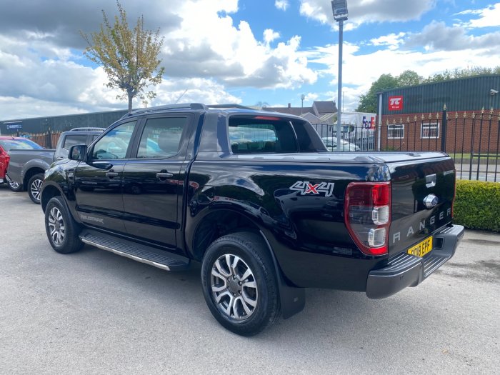 Ford Ranger Pick Up Double Cab Wildtrak 3.2 TDCi 200 Auto Pick Up Diesel Black