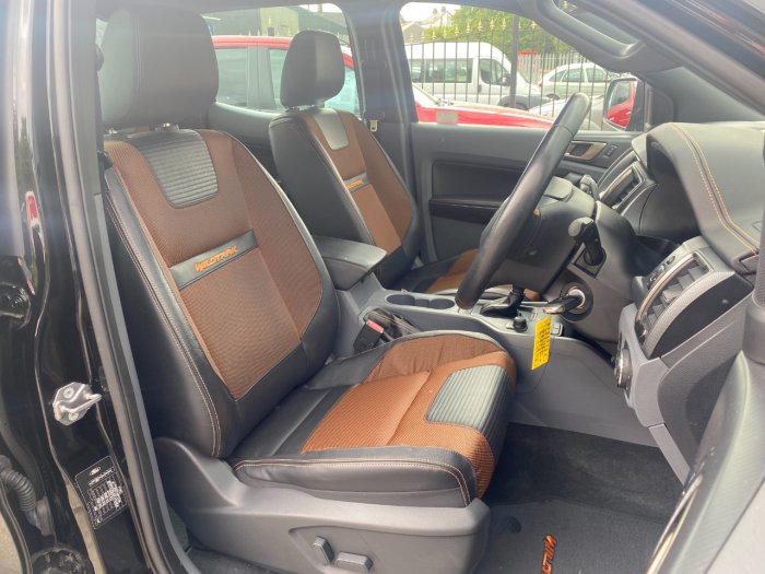 Ford Ranger Pick Up Double Cab Wildtrak 3.2 TDCi 200 Auto Pick Up Diesel Black