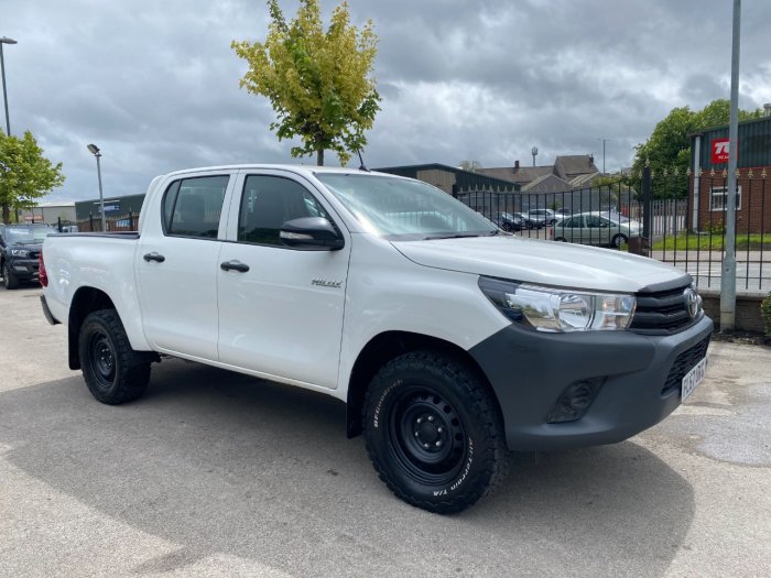 Toyota Hilux Active D/Cab Pick Up 2.4 D-4D Pick Up Diesel White