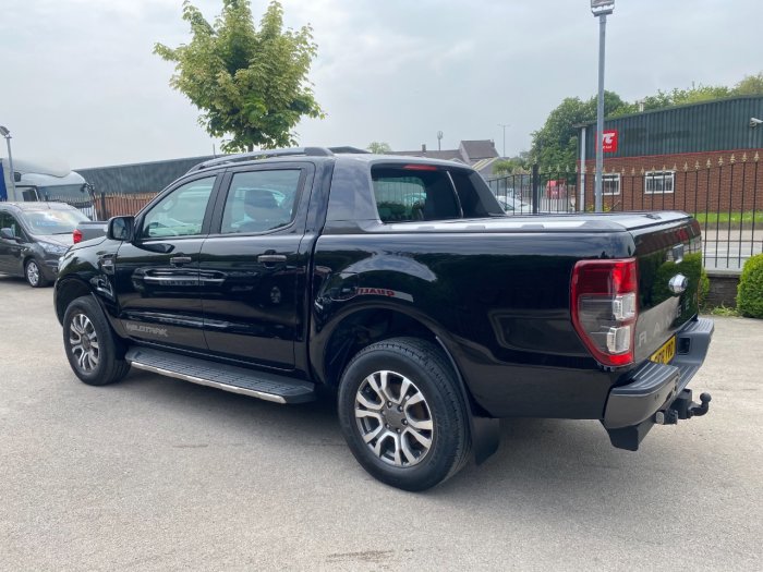 Ford Ranger Pick Up Double Cab Wildtrak 3.2 TDCi 200 Auto Pick Up Diesel Black