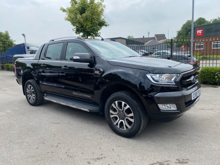 Ford Ranger Pick Up Double Cab Wildtrak 3.2 TDCi 200 Auto Pick Up Diesel Black