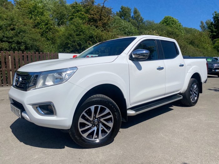 Nissan Navara Double Cab Pick Up N-Connecta 2.3dCi 190 4WD Pick Up Diesel White