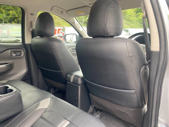 Mitsubishi L200 2.4 Double Cab DI-D 178 Barbarian 4WD Auto Pick Up Diesel Grey