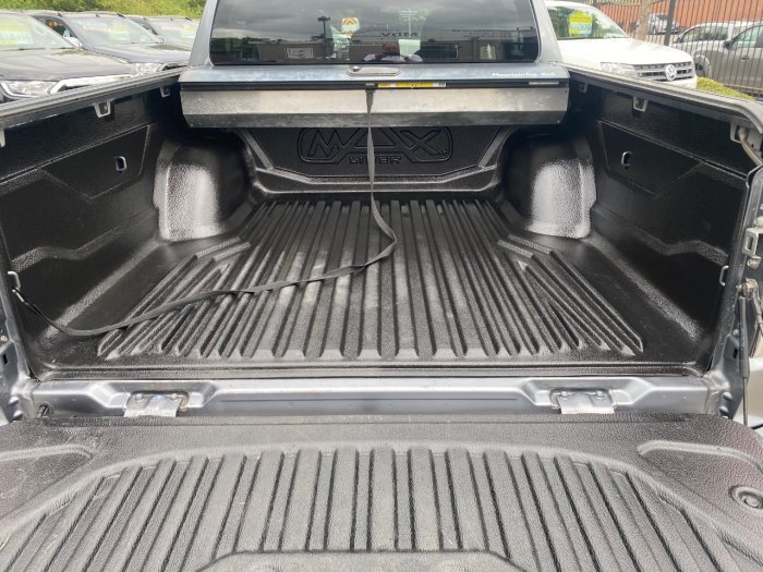 Mitsubishi L200 2.4 Double Cab DI-D 178 Barbarian 4WD Auto Pick Up Diesel Grey