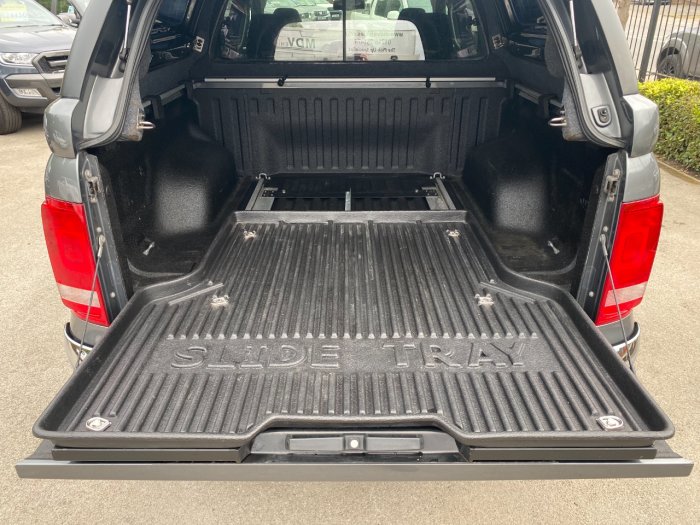 Volkswagen Amarok D/Cab Pick Up Highline 2.0 BiTDI 180 BMT 4MTN Auto Pick Up Diesel Grey