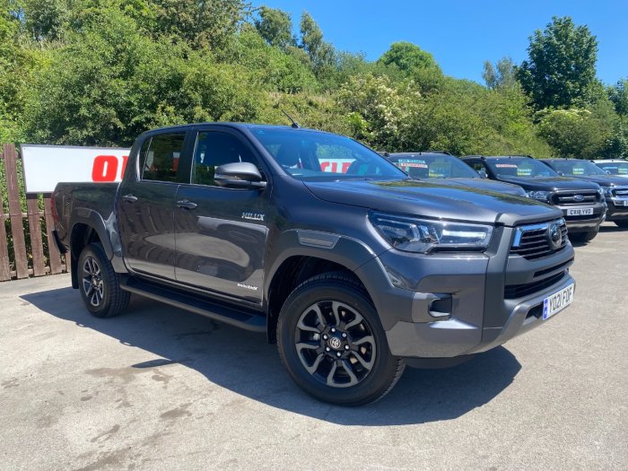Toyota Hilux Invincible X D/Cab Pick Up 2.8 D-4D Auto Pick Up Diesel Grey