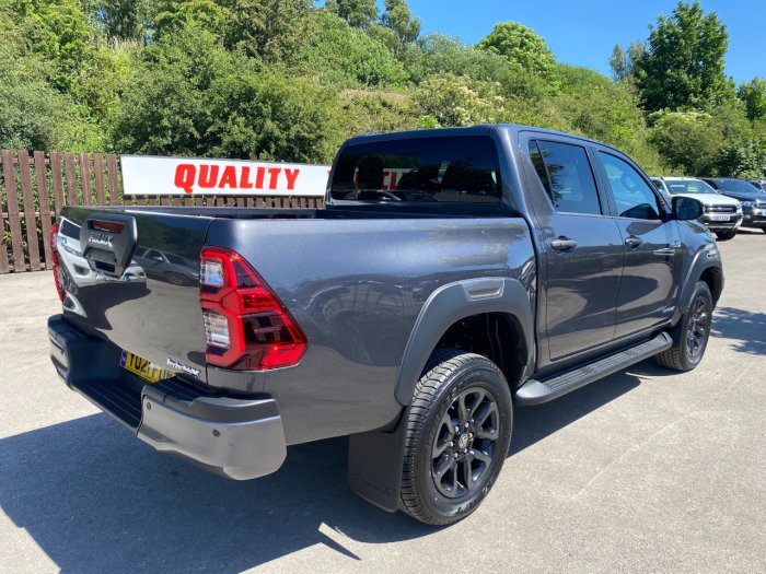 Toyota Hilux Invincible X D/Cab Pick Up 2.8 D-4D Auto Pick Up Diesel Grey
