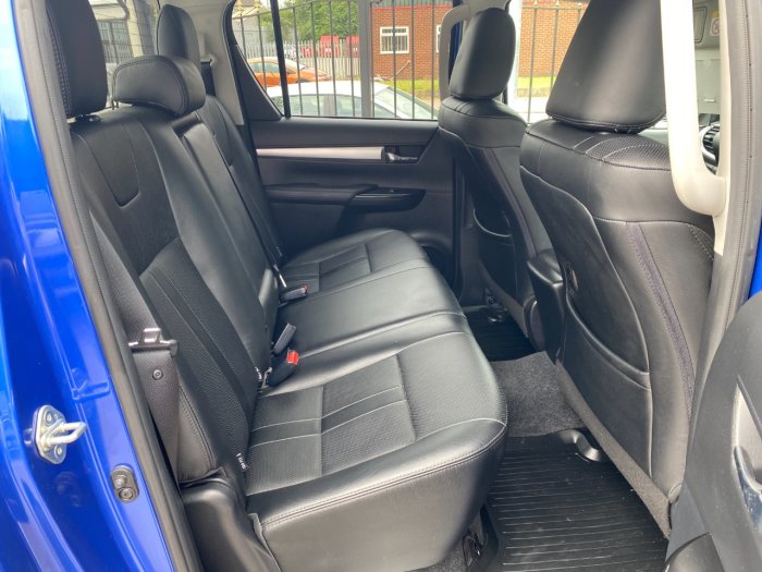 Toyota Hilux Invincible X D/Cab Pick Up 2.4 D-4D Auto Pick Up Diesel Blue