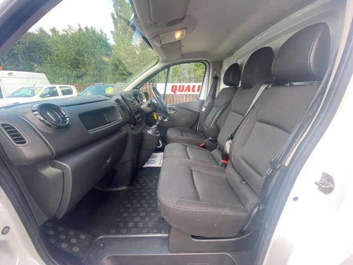 Vauxhall Vivaro 2900 1.6CDTI 120PS Sportive H1 Van Panel Van Diesel White