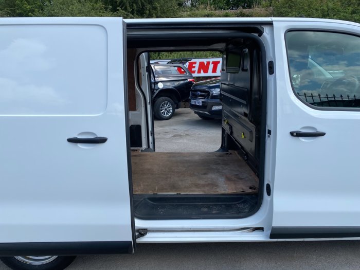 Peugeot Expert 1000 1.6 BlueHDi 115 Professional Van Panel Van Diesel White