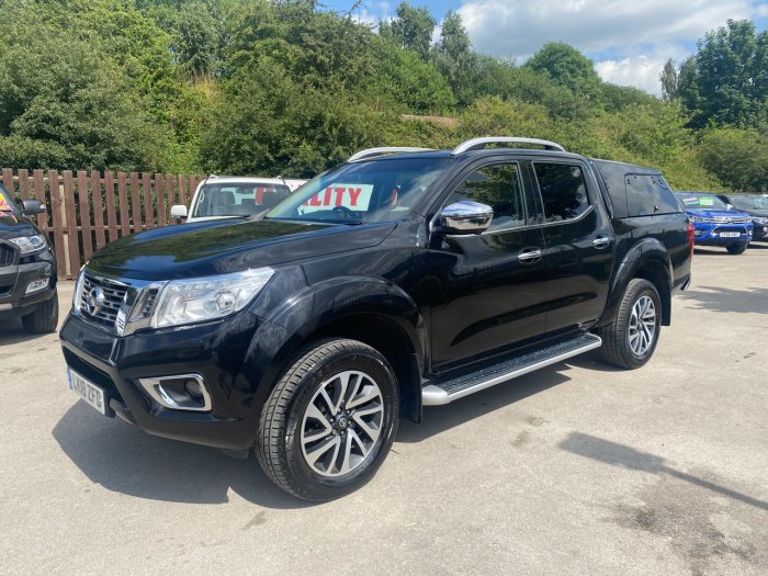 Nissan Navara Double Cab Pick Up Tekna 2.3dCi 190 4WD Auto Pick Up Diesel Black