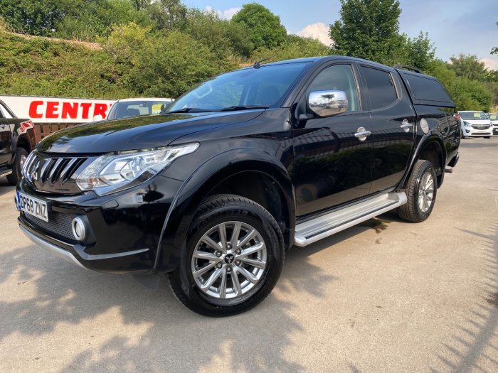 Mitsubishi L200 2.4 Double Cab DI-D 178 Barbarian 4WD Auto Pick Up Diesel Black