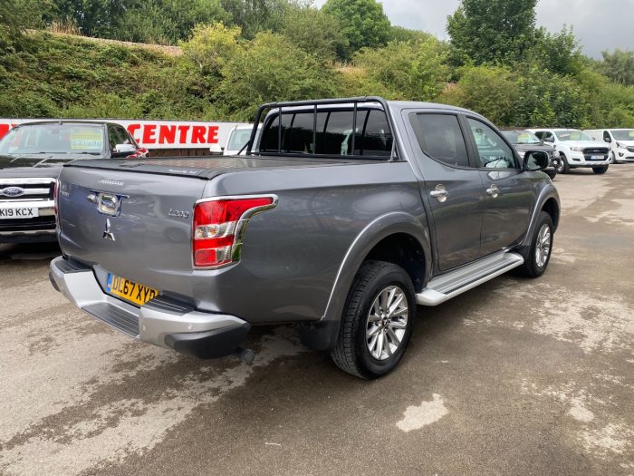 Mitsubishi L200 2.4 Double Cab DI-D 178 Barbarian 4WD Pick Up Diesel Grey