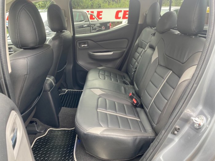 Mitsubishi L200 2.4 Double Cab DI-D 178 Barbarian 4WD Pick Up Diesel Grey