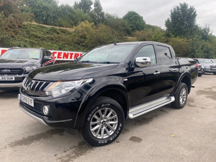 Mitsubishi L200 2.4 Double Cab DI-D 178 Titan 4WD Pick Up Diesel Black