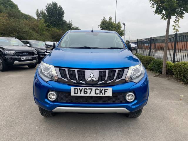 2017 Mitsubishi L200 2.4 Double Cab DI-D 178 Barbarian 4WD Auto