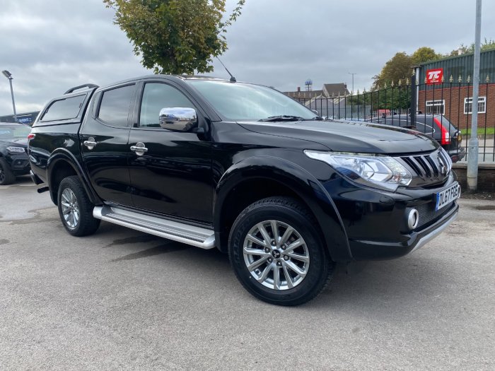Mitsubishi L200 2.4 Double Cab DI-D 178 Barbarian 4WD Auto Pick Up Diesel Black