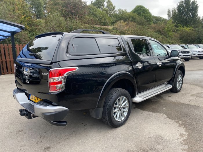 Mitsubishi L200 2.4 Double Cab DI-D 178 Barbarian 4WD Auto Pick Up Diesel Black