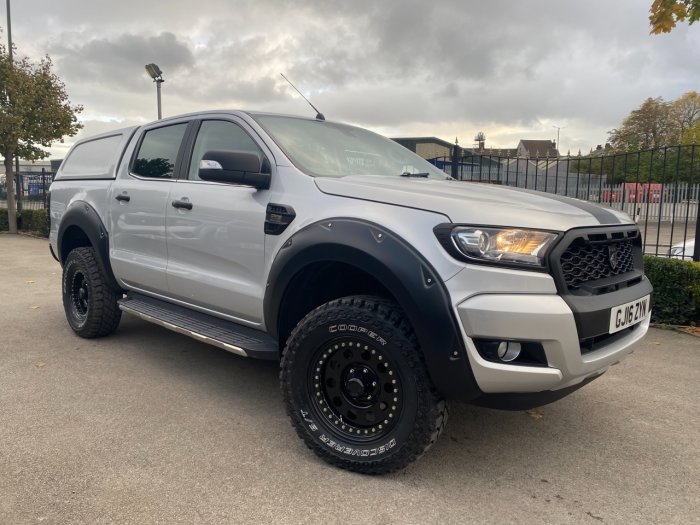 Ford Ranger Pick Up Double Cab Limited 2 3.2 TDCi 200 Auto Pick Up Diesel Silver