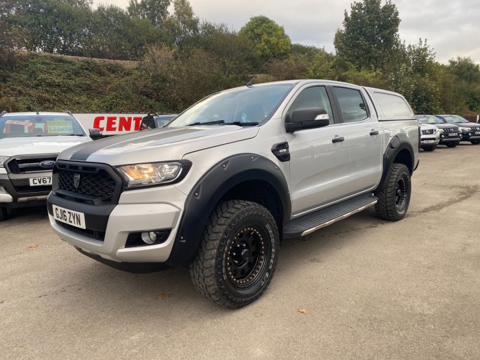 Ford Ranger Pick Up Double Cab Limited 2 3.2 TDCi 200 Auto Pick Up Diesel Silver