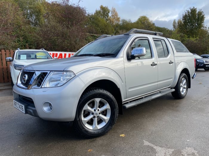 Nissan Navara 2.5 NAVARA TEKNA DCI Pick Up Diesel Silver