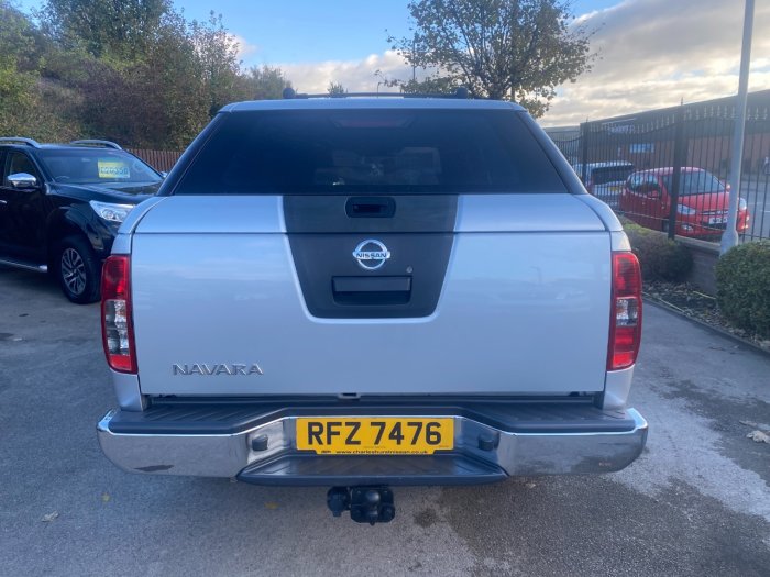 Nissan Navara 2.5 NAVARA TEKNA DCI Pick Up Diesel Silver