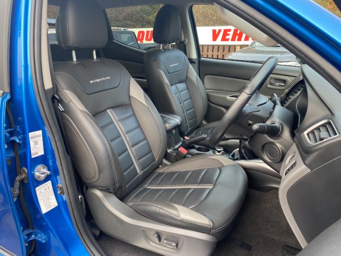 Mitsubishi L200 2.4 Double Cab DI-D 178 Barbarian 4WD Pick Up Diesel Blue
