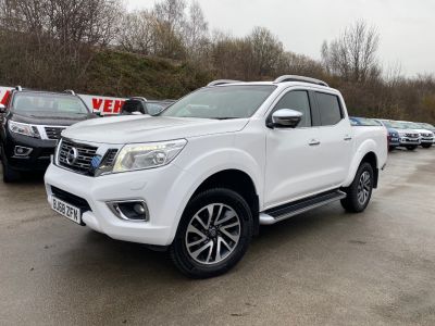 Nissan Navara Double Cab Pick Up Tekna 2.3dCi 190 4WD Pick Up Diesel WhiteNissan Navara Double Cab Pick Up Tekna 2.3dCi 190 4WD Pick Up Diesel White at Mark Duesbury Cars Chesterfield
