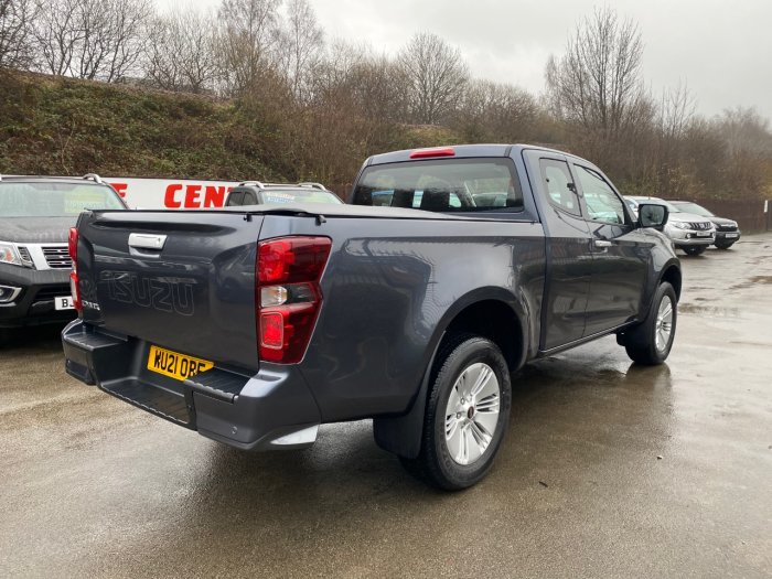 Isuzu D-max 1.9 DL20 Extended Cab 4x4 Pick Up Diesel Grey