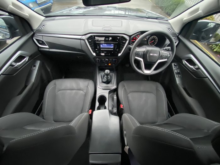 Isuzu D-max 1.9 DL20 Extended Cab 4x4 Pick Up Diesel Grey