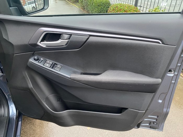 Isuzu D-max 1.9 DL20 Extended Cab 4x4 Pick Up Diesel Grey