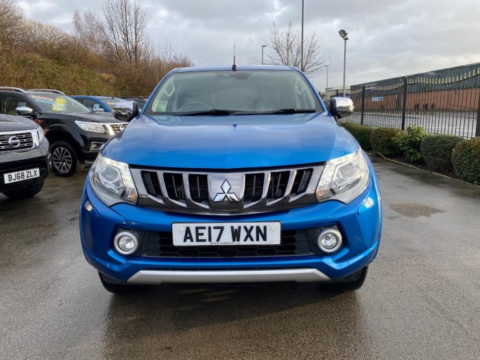 Mitsubishi L200 2.4 Double Cab DI-D 178 Warrior 4WD Pick Up Diesel Blue