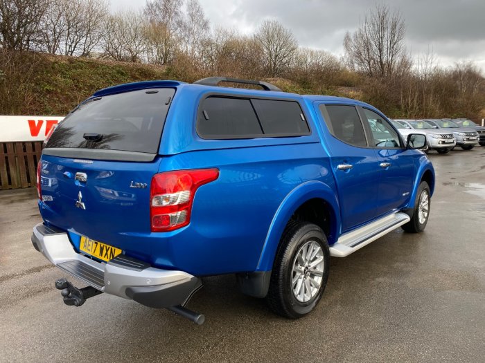 Mitsubishi L200 2.4 Double Cab DI-D 178 Warrior 4WD Pick Up Diesel Blue