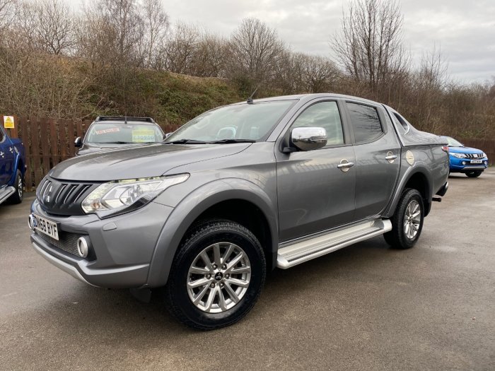 Mitsubishi L200 2.4 Double Cab DI-D 178 Barbarian 4WD Pick Up Diesel Grey