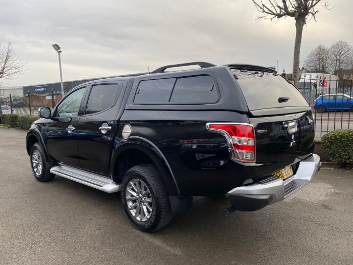 Mitsubishi L200 2.4 Double Cab DI-D 178 Barbarian 4WD Auto Pick Up Diesel Black