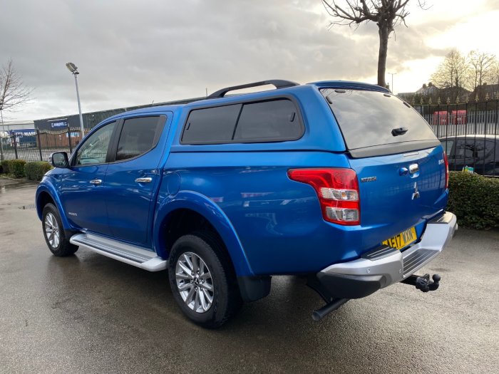 Mitsubishi L200 2.4 Double Cab DI-D 178 Warrior 4WD Pick Up Diesel Blue