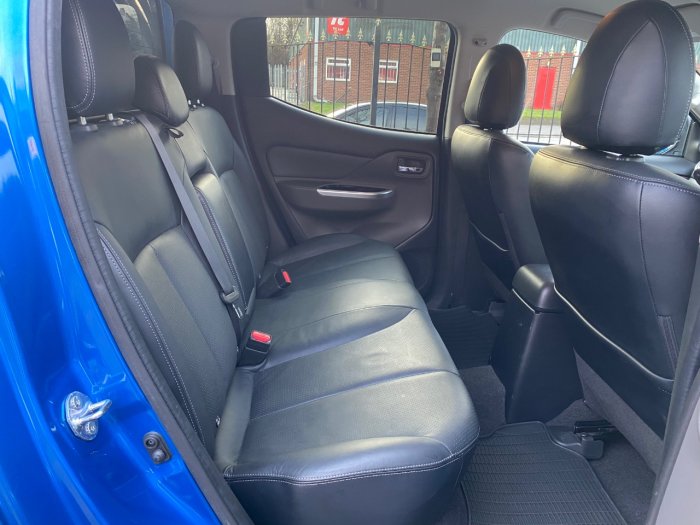 Mitsubishi L200 2.4 Double Cab DI-D 178 Warrior 4WD Pick Up Diesel Blue