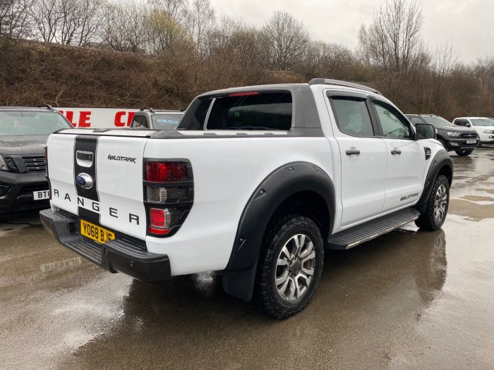 Ford Ranger Pick Up Double Cab Wildtrak 3.2 TDCi 200 Auto Pick Up Diesel White