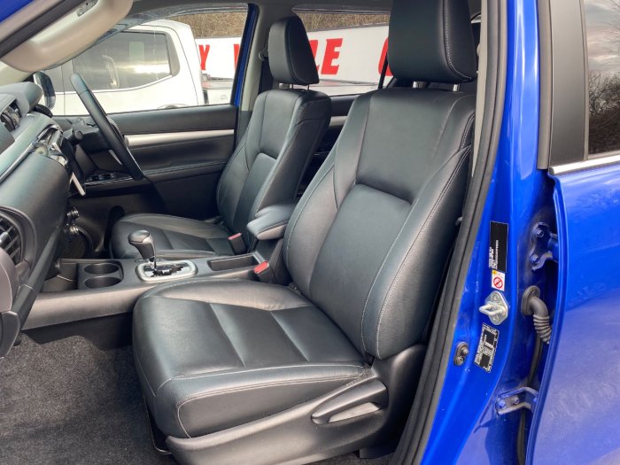 Toyota Hilux Invincible X D/Cab Pick Up 2.4 D-4D Auto Pick Up Diesel Blue