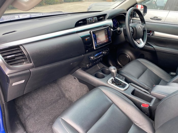 Toyota Hilux Invincible X D/Cab Pick Up 2.4 D-4D Auto Pick Up Diesel Blue